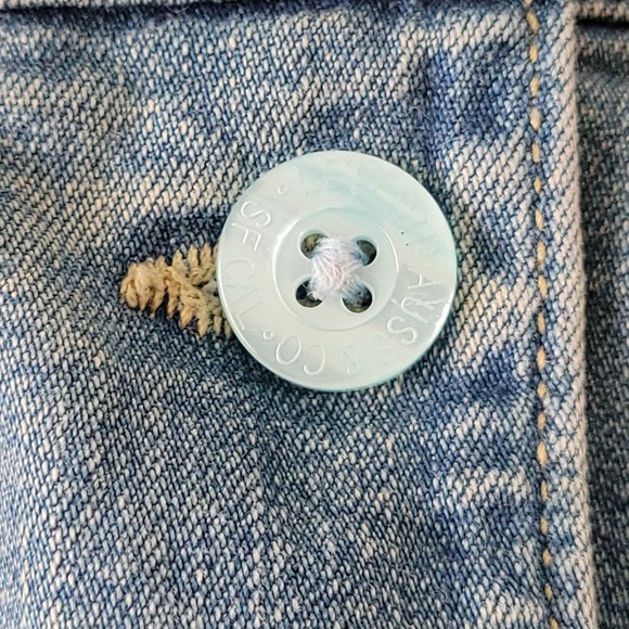 VTG Levi's Jeans for Girls Size 5 Floral Embroidered Denim Jean Jacket 90s Y2K - Picture 4 of 11